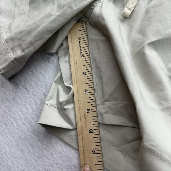 J. Crew Shorts Mens Small Khaki 6” Dock Shorts Drawstring Elastic Waist Stretch - Picture 4 of 9